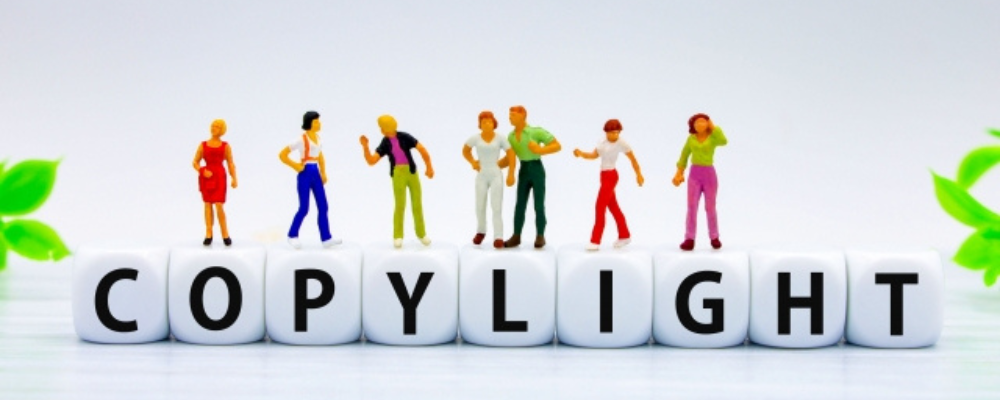 著作権侵害のリスクを解説するイメージ